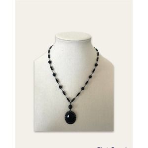 Vintage Victorian drop pendant necklace black gothic 11”